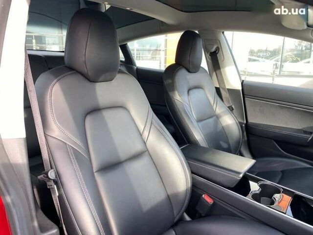 Тесла Модель 3, объемом двигателя 0 л и пробегом 89 тыс. км за 18700 $, фото 23 на Automoto.ua