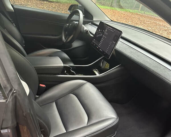 Тесла Модель 3, объемом двигателя 0 л и пробегом 94 тыс. км за 20700 $, фото 6 на Automoto.ua