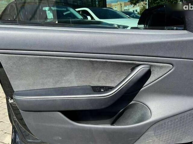 Тесла Модель 3, объемом двигателя 0 л и пробегом 101 тыс. км за 18800 $, фото 8 на Automoto.ua