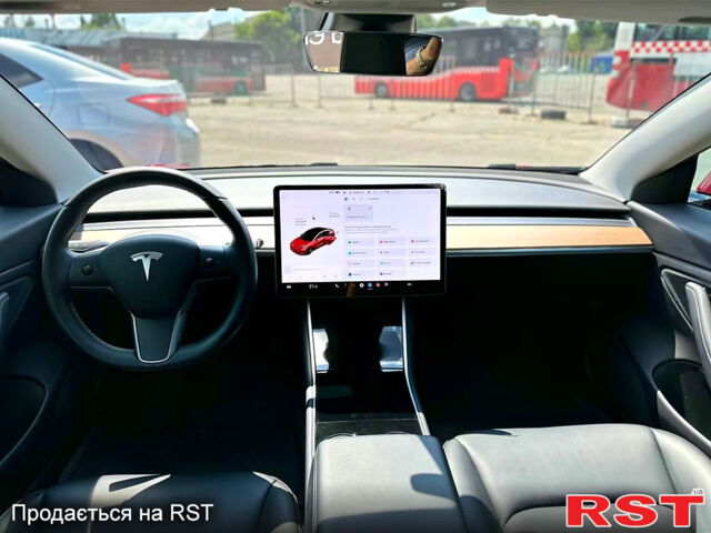 Тесла Модель 3, объемом двигателя 0.27 л и пробегом 42 тыс. км за 19990 $, фото 11 на Automoto.ua