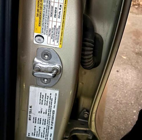 Тесла Модель 3, об'ємом двигуна 0.32 л та пробігом 104 тис. км за 16000 $, фото 3 на Automoto.ua