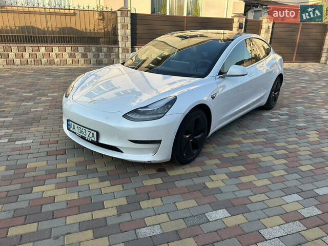Тесла Модель 3, объемом двигателя 0 л и пробегом 87 тыс. км за 18500 $, фото 7 на Automoto.ua