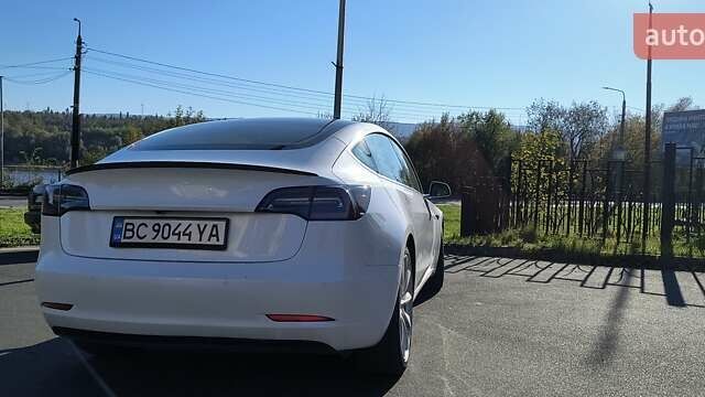 Тесла Модель 3, объемом двигателя 0 л и пробегом 142 тыс. км за 17900 $, фото 4 на Automoto.ua