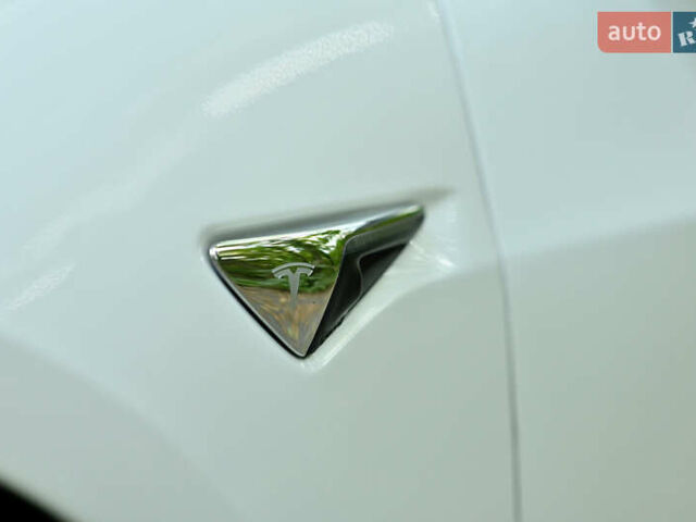Тесла Модель 3, объемом двигателя 0 л и пробегом 159 тыс. км за 24000 $, фото 2 на Automoto.ua