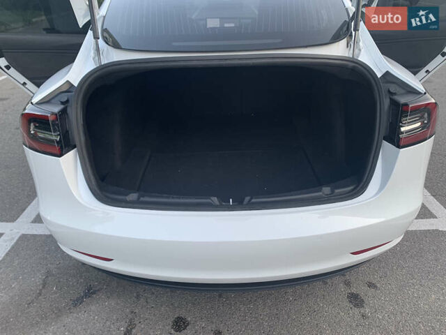 Тесла Модель 3, об'ємом двигуна 0 л та пробігом 65 тис. км за 20500 $, фото 9 на Automoto.ua