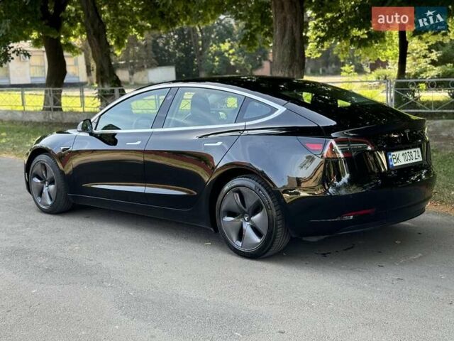Тесла Модель 3, объемом двигателя 0 л и пробегом 117 тыс. км за 20800 $, фото 5 на Automoto.ua