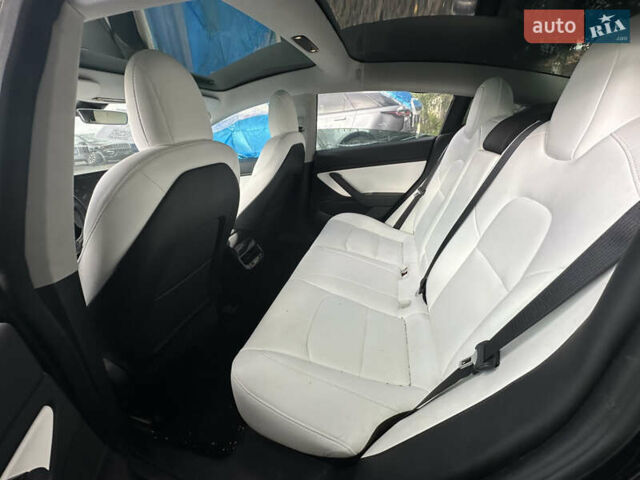Тесла Модель 3, объемом двигателя 0 л и пробегом 86 тыс. км за 13300 $, фото 5 на Automoto.ua