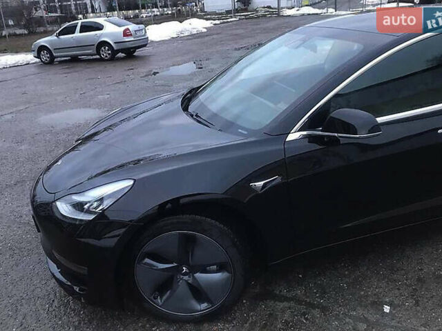 Тесла Модель 3, объемом двигателя 0 л и пробегом 45 тыс. км за 17300 $, фото 22 на Automoto.ua