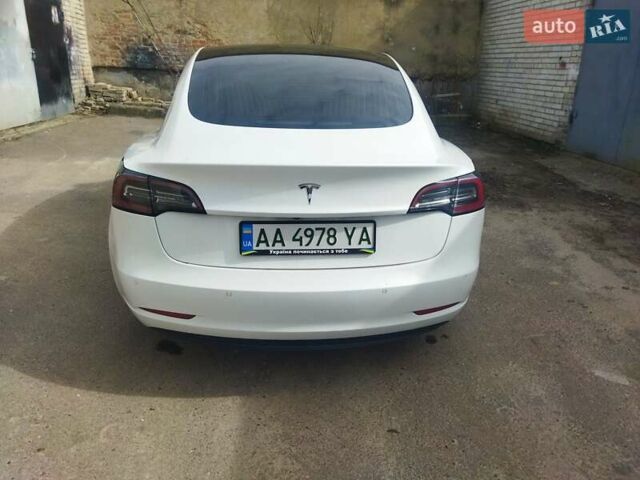 Тесла Модель 3, объемом двигателя 0 л и пробегом 64 тыс. км за 22999 $, фото 8 на Automoto.ua