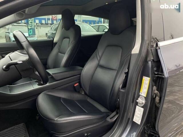 Тесла Модель 3, объемом двигателя 0 л и пробегом 158 тыс. км за 19990 $, фото 19 на Automoto.ua