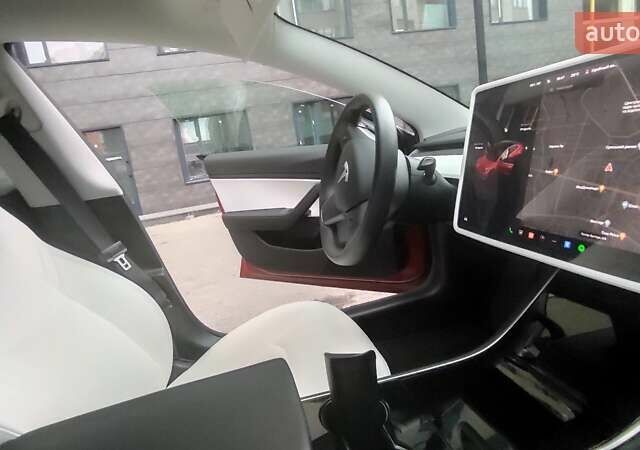 Тесла Модель 3, объемом двигателя 0 л и пробегом 31 тыс. км за 19400 $, фото 20 на Automoto.ua