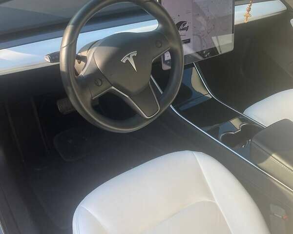 Тесла Модель 3, об'ємом двигуна 0 л та пробігом 78 тис. км за 20500 $, фото 9 на Automoto.ua