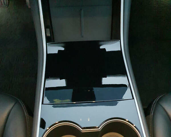 Тесла Модель 3, объемом двигателя 0 л и пробегом 54 тыс. км за 21900 $, фото 21 на Automoto.ua