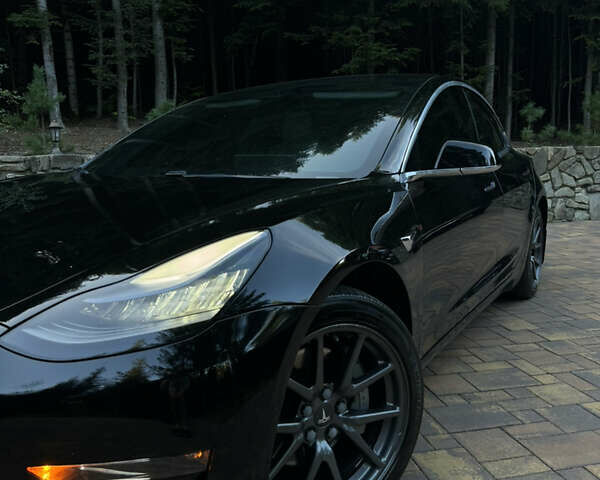 Тесла Модель 3, объемом двигателя 0 л и пробегом 58 тыс. км за 20499 $, фото 1 на Automoto.ua