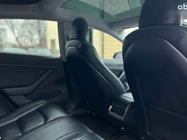 Тесла Модель 3, объемом двигателя 0 л и пробегом 100 тыс. км за 19700 $, фото 27 на Automoto.ua