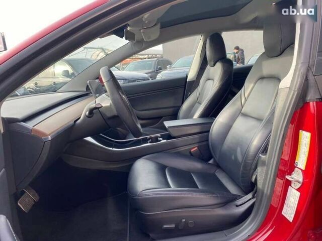 Тесла Модель 3, объемом двигателя 0 л и пробегом 89 тыс. км за 18700 $, фото 16 на Automoto.ua