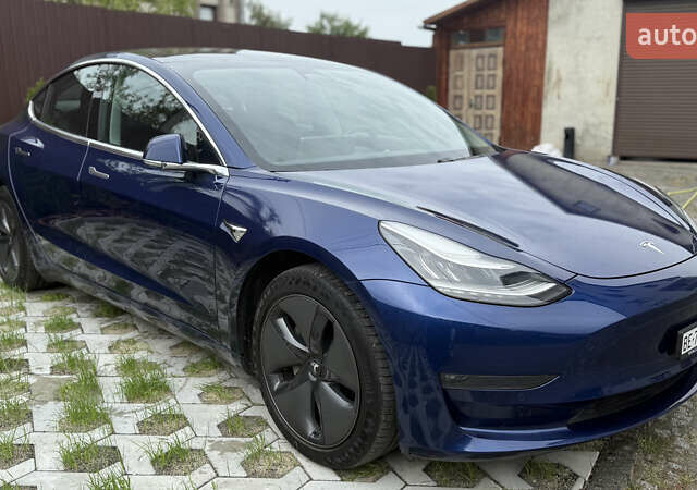 Тесла Модель 3, объемом двигателя 0 л и пробегом 166 тыс. км за 17900 $, фото 3 на Automoto.ua