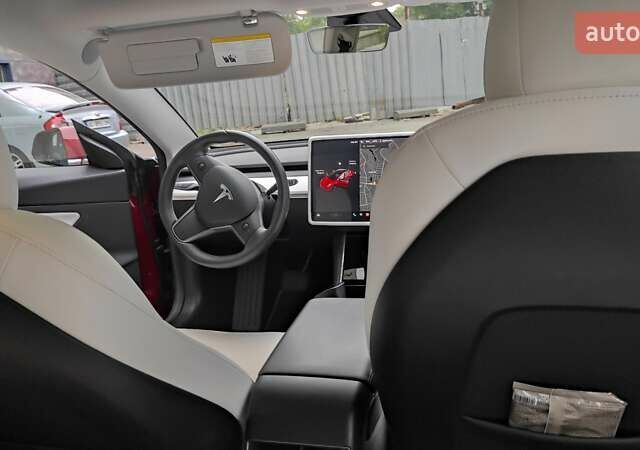 Тесла Модель 3, объемом двигателя 0 л и пробегом 31 тыс. км за 19400 $, фото 18 на Automoto.ua