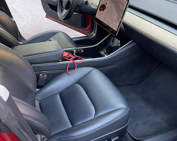 Тесла Модель 3, объемом двигателя 0 л и пробегом 128 тыс. км за 18300 $, фото 20 на Automoto.ua