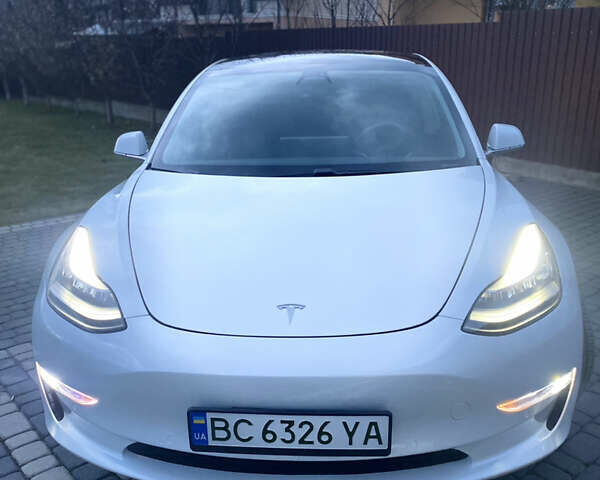Тесла Модель 3, объемом двигателя 0 л и пробегом 122 тыс. км за 17000 $, фото 2 на Automoto.ua