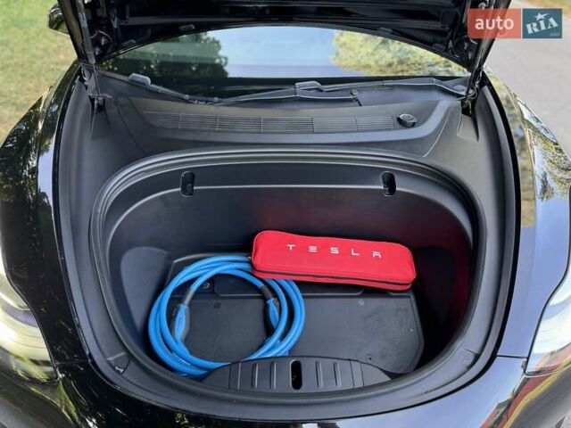 Тесла Модель 3, объемом двигателя 0 л и пробегом 117 тыс. км за 20800 $, фото 61 на Automoto.ua