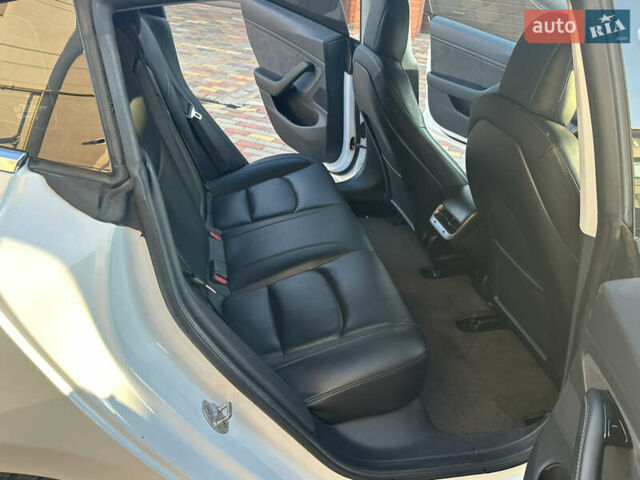 Тесла Модель 3, объемом двигателя 0 л и пробегом 87 тыс. км за 18500 $, фото 11 на Automoto.ua
