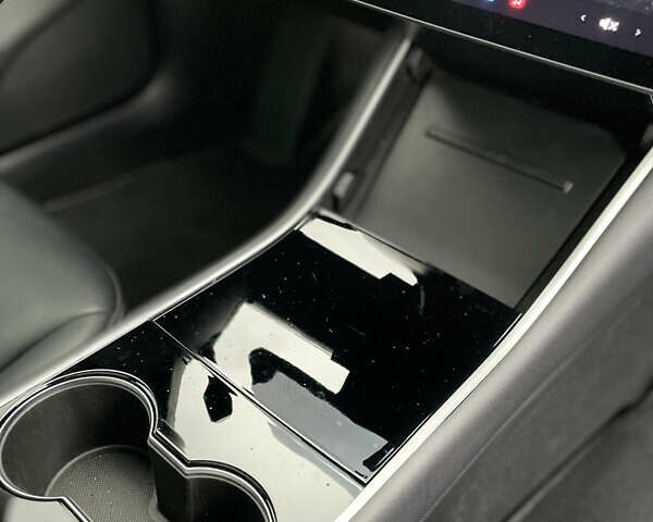 Тесла Модель 3, объемом двигателя 0 л и пробегом 78 тыс. км за 18900 $, фото 50 на Automoto.ua