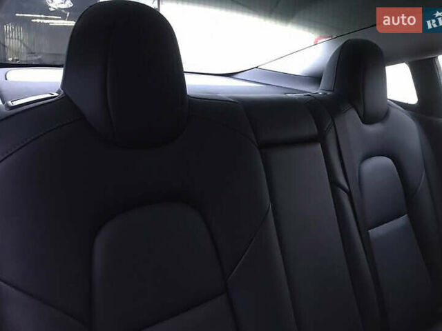 Тесла Модель 3, объемом двигателя 0 л и пробегом 45 тыс. км за 17300 $, фото 26 на Automoto.ua