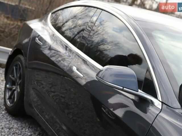 Тесла Модель 3, объемом двигателя 0 л и пробегом 157 тыс. км за 13699 $, фото 4 на Automoto.ua