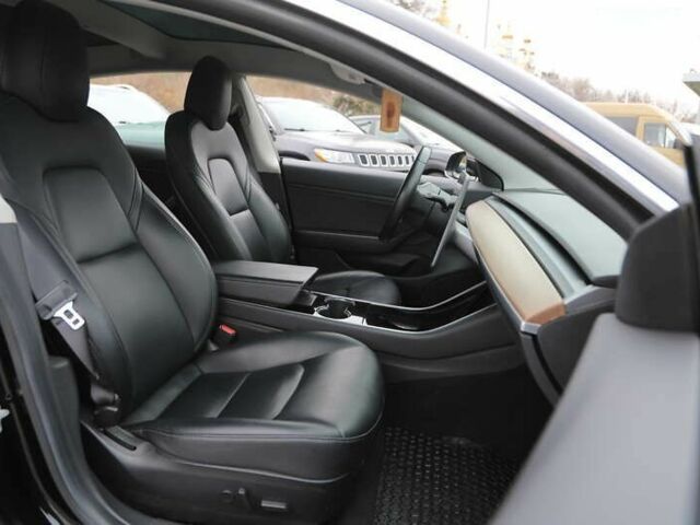 Тесла Модель 3, объемом двигателя 0 л и пробегом 66 тыс. км за 17000 $, фото 9 на Automoto.ua