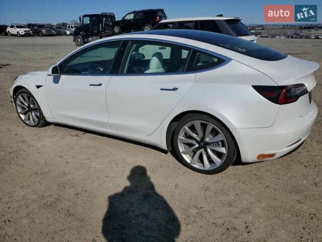Тесла Модель 3, объемом двигателя 0 л и пробегом 100 тыс. км за 8000 $, фото 1 на Automoto.ua