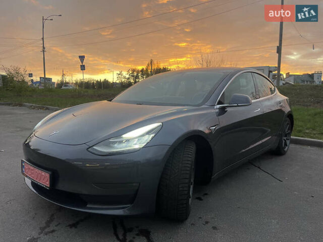 Тесла Модель 3, объемом двигателя 0 л и пробегом 72 тыс. км за 31950 $, фото 1 на Automoto.ua