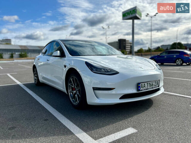 Тесла Модель 3, объемом двигателя 0 л и пробегом 38 тыс. км за 28000 $, фото 1 на Automoto.ua