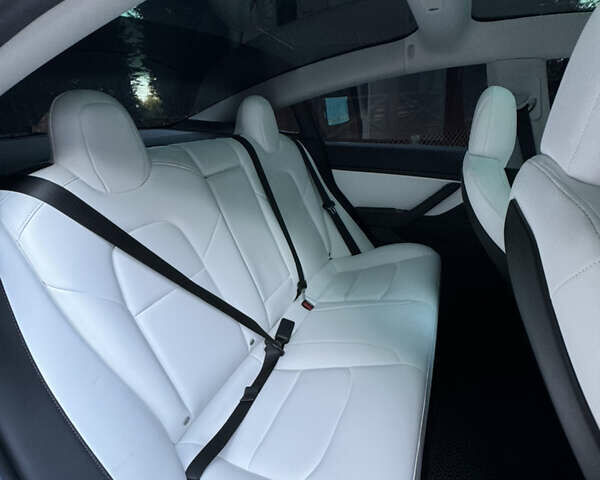 Тесла Модель 3, объемом двигателя 0 л и пробегом 58 тыс. км за 20499 $, фото 20 на Automoto.ua