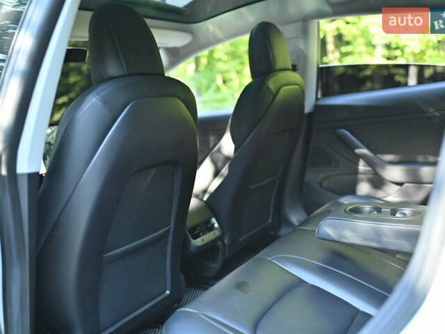 Тесла Модель 3, объемом двигателя 0 л и пробегом 159 тыс. км за 24000 $, фото 20 на Automoto.ua