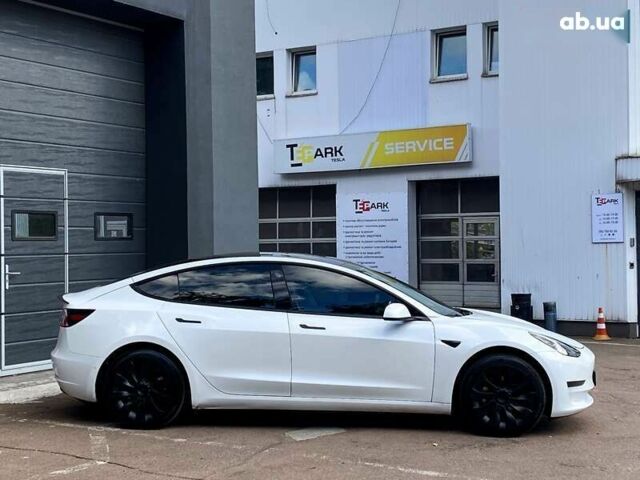 Тесла Модель 3, объемом двигателя 0 л и пробегом 130 тыс. км за 19999 $, фото 10 на Automoto.ua