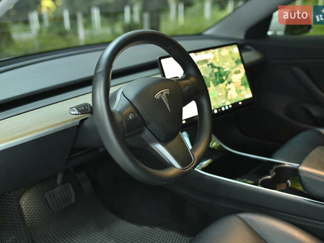 Тесла Модель 3, объемом двигателя 0 л и пробегом 159 тыс. км за 24000 $, фото 18 на Automoto.ua