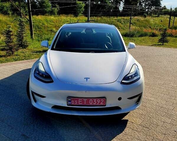 Тесла Модель 3, объемом двигателя 0 л и пробегом 100 тыс. км за 15999 $, фото 3 на Automoto.ua