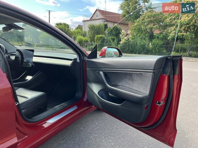 Тесла Модель 3, объемом двигателя 0 л и пробегом 90 тыс. км за 17700 $, фото 30 на Automoto.ua