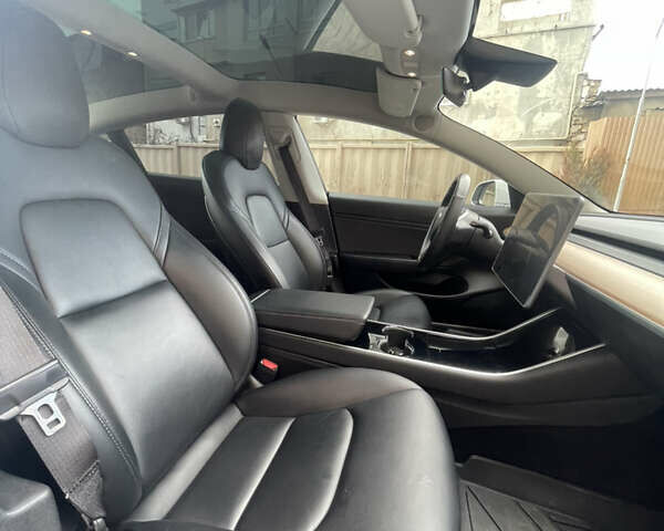 Тесла Модель 3, об'ємом двигуна 0 л та пробігом 58 тис. км за 18500 $, фото 7 на Automoto.ua