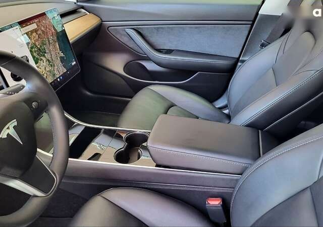 Тесла Модель 3, объемом двигателя 0 л и пробегом 45 тыс. км за 20500 $, фото 8 на Automoto.ua
