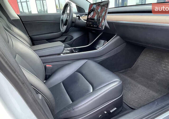 Тесла Модель 3, об'ємом двигуна 0 л та пробігом 82 тис. км за 24000 $, фото 37 на Automoto.ua