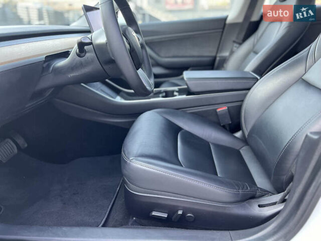 Тесла Модель 3, об'ємом двигуна 0 л та пробігом 58 тис. км за 19000 $, фото 2 на Automoto.ua
