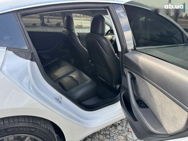 Тесла Модель 3, объемом двигателя 0 л и пробегом 130 тыс. км за 16950 $, фото 26 на Automoto.ua