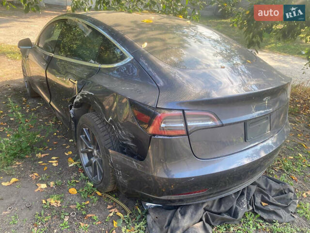 Тесла Модель 3, об'ємом двигуна 0 л та пробігом 70 тис. км за 9000 $, фото 1 на Automoto.ua