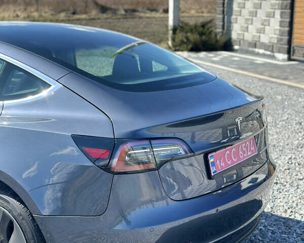 Тесла Модель 3, объемом двигателя 0 л и пробегом 158 тыс. км за 17550 $, фото 5 на Automoto.ua
