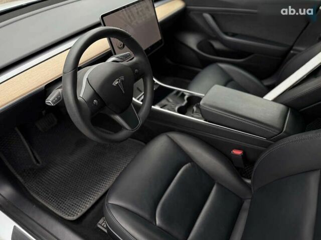 Тесла Модель 3, об'ємом двигуна 0 л та пробігом 49 тис. км за 14999 $, фото 12 на Automoto.ua