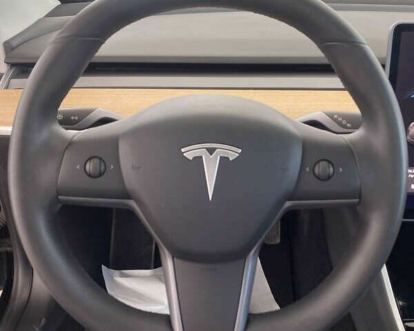 Тесла Модель 3, об'ємом двигуна 0 л та пробігом 50 тис. км за 21950 $, фото 12 на Automoto.ua