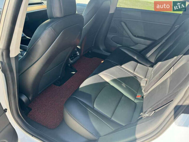 Тесла Модель 3, объемом двигателя 0 л и пробегом 84 тыс. км за 18000 $, фото 7 на Automoto.ua