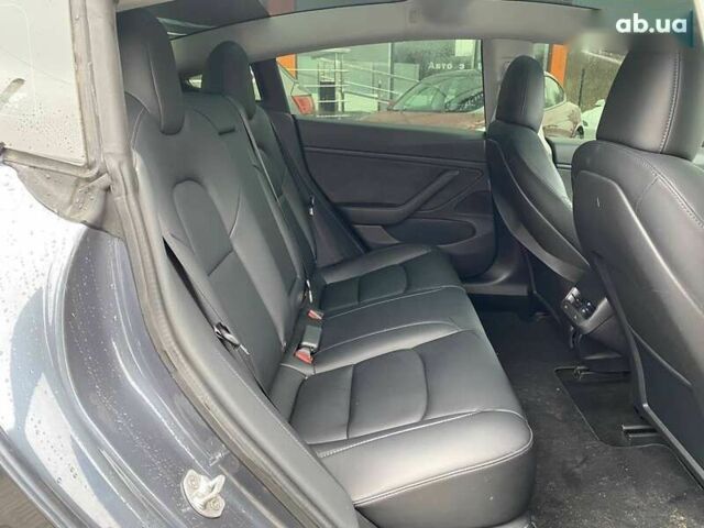 Тесла Модель 3, объемом двигателя 0 л и пробегом 93 тыс. км за 22800 $, фото 19 на Automoto.ua